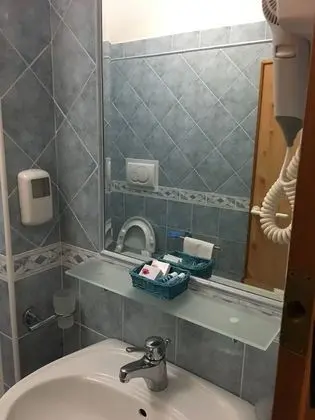 Tek Büyük Yataklı Oda, Balkon, Şehir Manzaralı