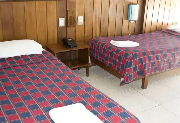 Üç Kişilik Oda, 3 Tek Kişilik Yatak, Özel Banyo