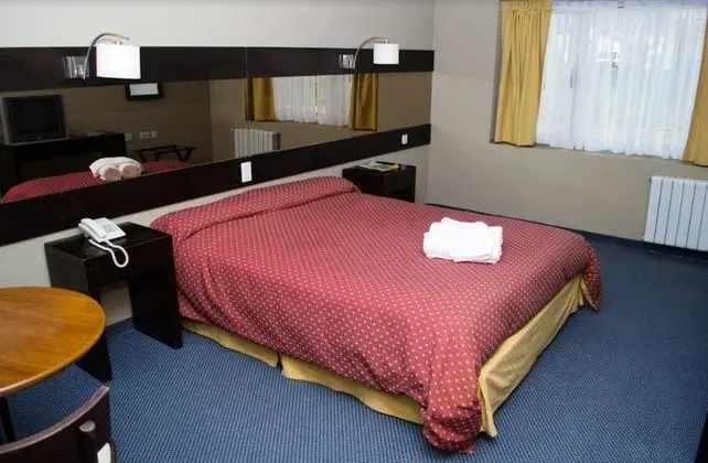 Tek Büyük Yataklı Oda, 1 Büyük (Queen) Boy Yatak