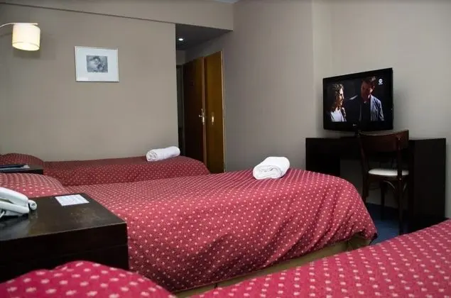 Üç Kişilik Oda, 3 Tek Kişilik Yatak
