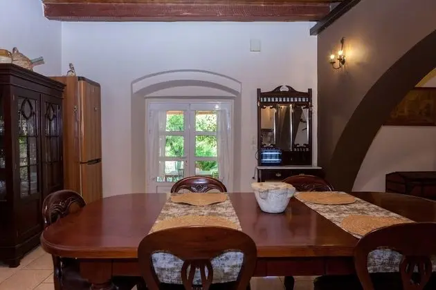 Family Kır Evi