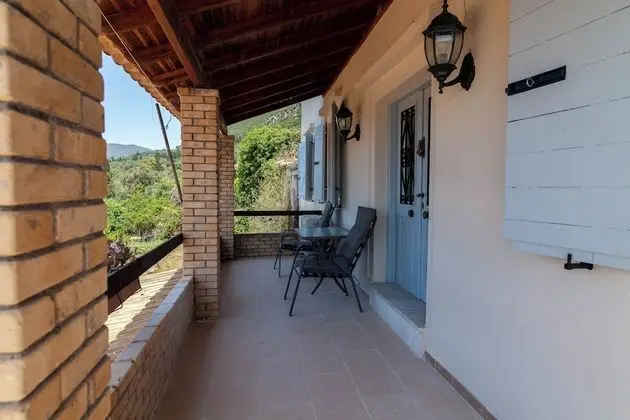Traditional Kır Evi