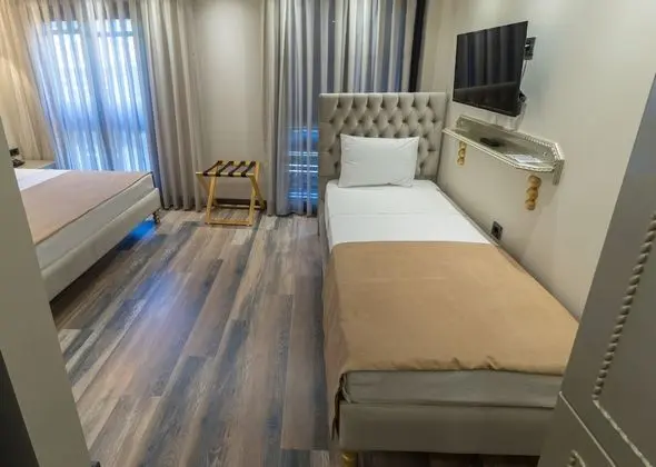 Standard Üç Kişilik Oda