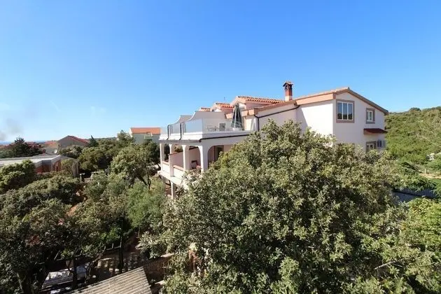 Apart Daire (Mare-200 m from the beach - A1(2+2))