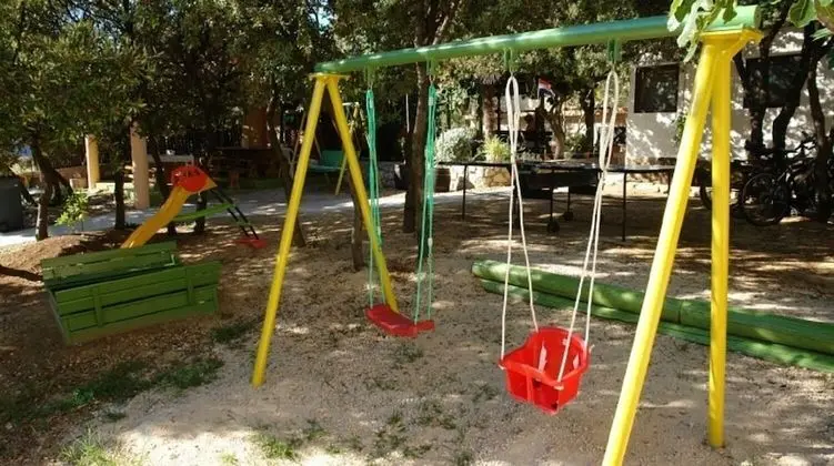 Apart Daire (Mare-200 m from the beach - A1(2+2))