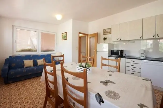 Apart Daire (Mare - 30 m from pebble beach - A5(8))