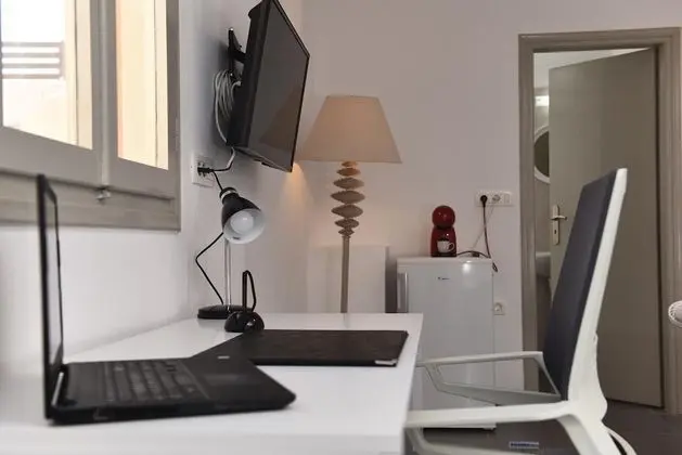 Business Üç Kişilik Oda