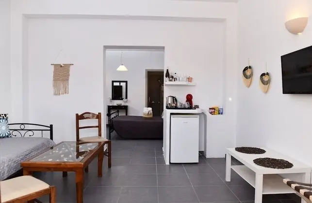 Üç Kişilik Oda, Teras