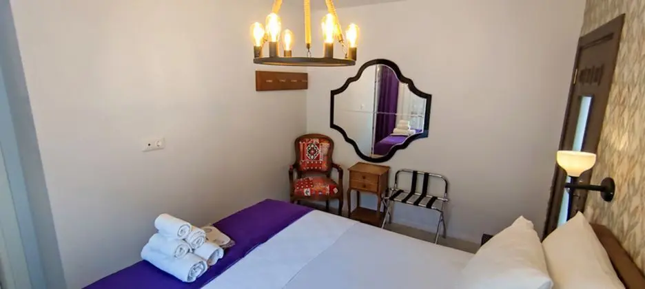 Çift Kişilik, Bahçe Manzaralı