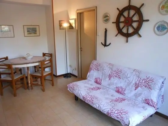 Apart Daire, 2 Yatak Odası, Veranda, Bahçe Manzaralı