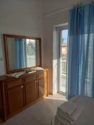 Basic Tek Büyük veya İki Ayrı Yataklı Oda