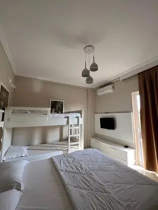 Dört Kişilik Oda, Balkon