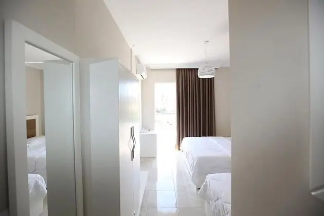 Üç Kişilik Oda