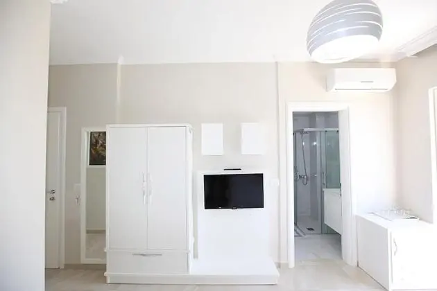 Üç Kişilik Oda