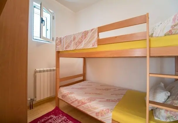 Ev (Mare - open pool and pool for childre)