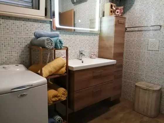 Ev (Mare - open pool and pool for childre)