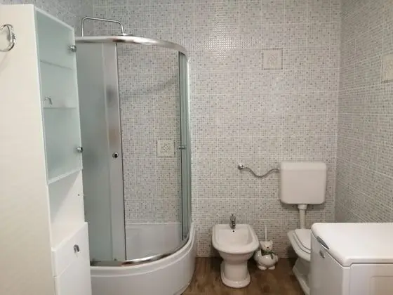 Ev (Mare - open pool and pool for childre)