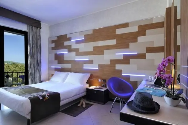 Deluxe Oda, Tepe Manzaralı
