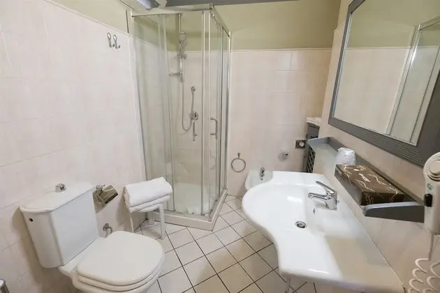 Tek Büyük veya İki Ayrı Yataklı Oda