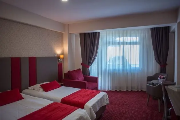 İki Ayrı Yataklı Oda