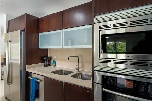Casa Oasis - Two Bedroom Suite Swim Out , Garden View