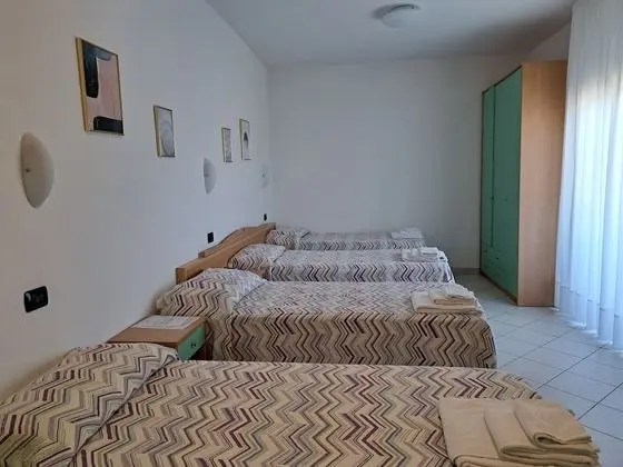 Classic Dört Kişilik Oda, Birden Çok Yatak, Balkon