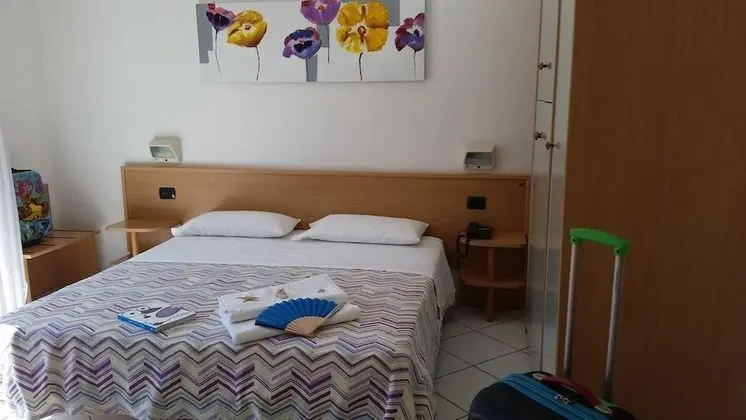 Classic Üç Kişilik Oda, Balkon