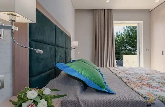 Superior Tek Büyük veya İki Ayrı Yataklı Oda, Bahçe Manzaralı