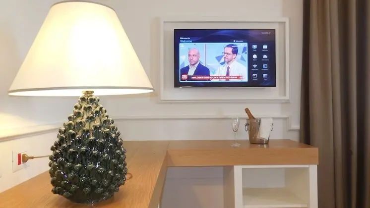 Deluxe Dört Kişilik Oda