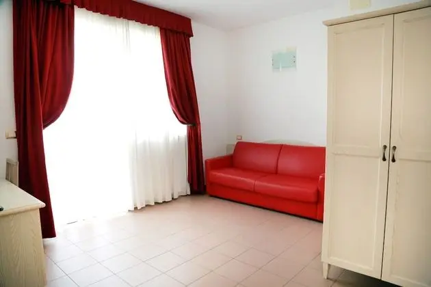 Standard Dört Kişilik Oda