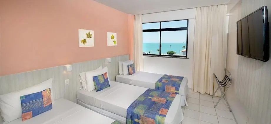 Quarto Iracema Triplo