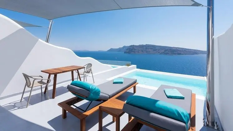 Cave Villa with outdoor heated plunge pool