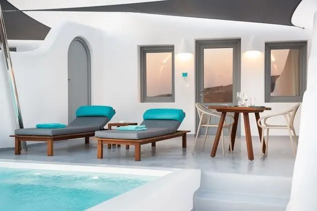 Cave Villa with outdoor heated plunge pool