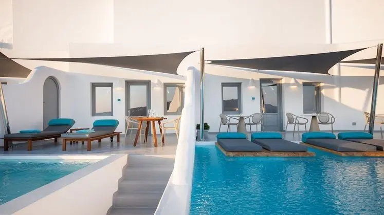 Cave Villa with outdoor heated plunge pool