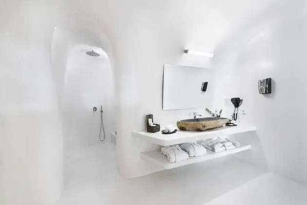 Cave Villa with outdoor heated plunge pool