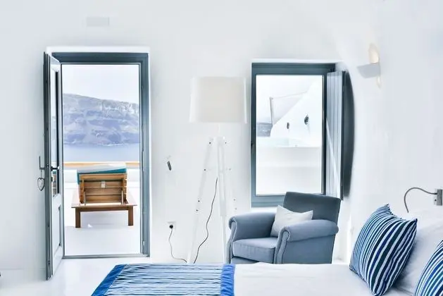 Junior Suite with outdoor heated plunge pool with jets (2 pax)