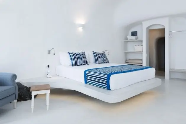 Junior Suite with outdoor heated plunge pool with jets (2 pax)