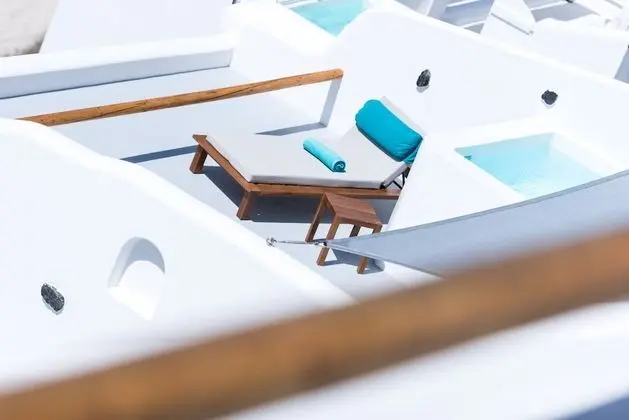 Junior Suite with outdoor heated plunge pool with jets (2 pax)