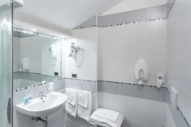 Economy Tek Büyük Yataklı Oda, Balkon