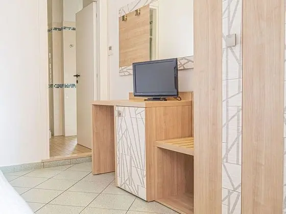 Economy Tek Büyük Yataklı Oda