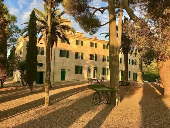 Villa, Sigara İçilebilir