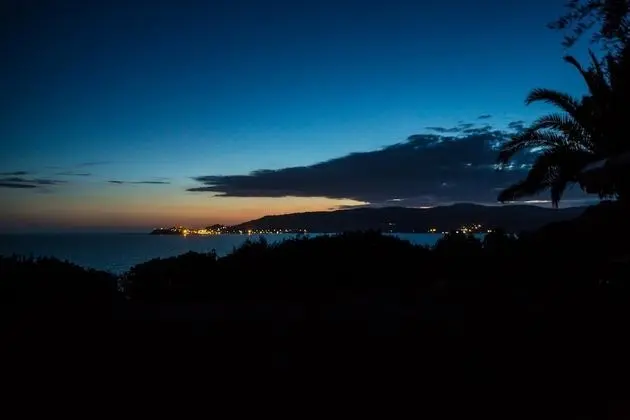 Villa, Sigara İçilebilir