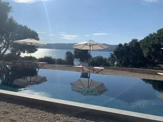 Villa, Sigara İçilebilir