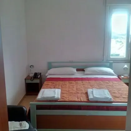 Tek Büyük veya İki Ayrı Yataklı Oda