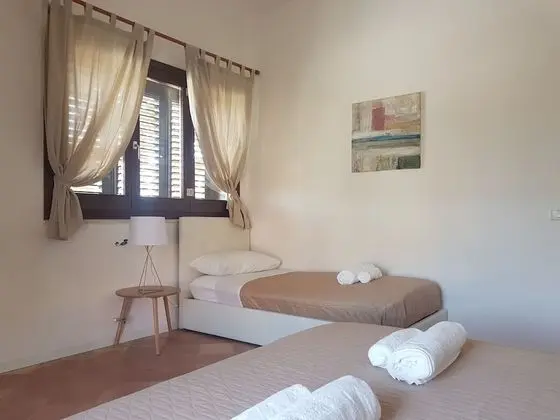 Üç Kişilik Oda, Balkon