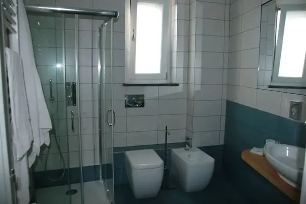 Superior Tek Büyük veya İki Ayrı Yataklı Oda, Banyolu/Duşlu, Deniz Manzaralı