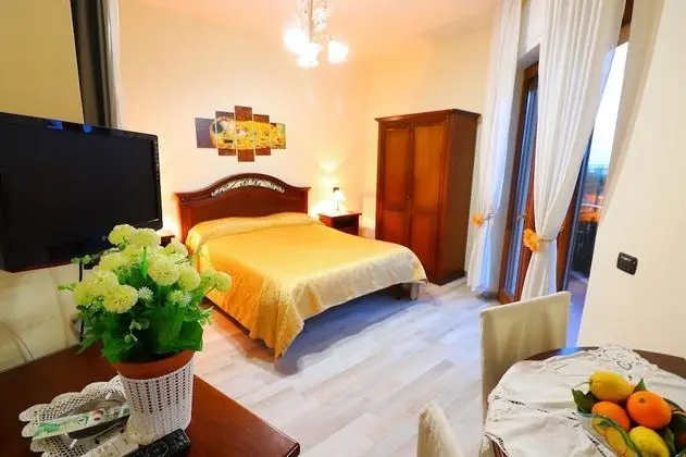 Tek Büyük Yataklı Oda (Posillipo)