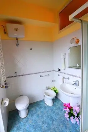 Tek Büyük Yataklı Oda (Posillipo)