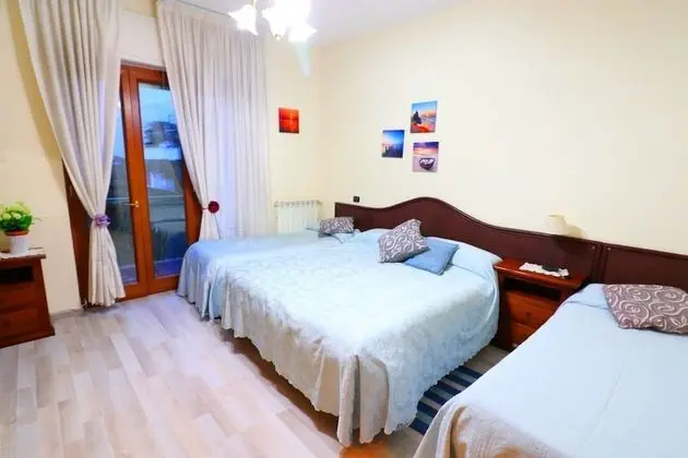 Üç Kişilik Oda (Vesuvio)