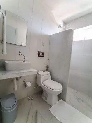 Comfort Tek Büyük Yataklı Oda